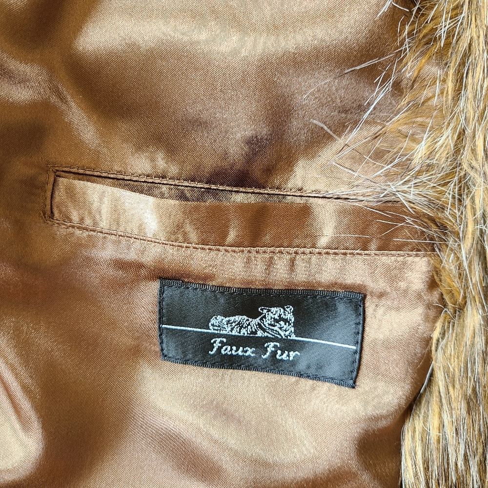 Rachel Zoe Faux Fur Oversized Vest - Picture 4 of 9